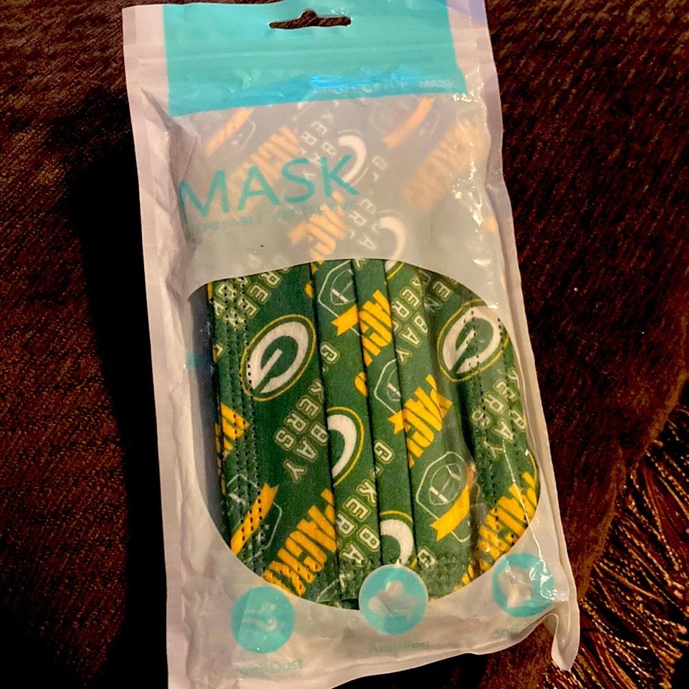 10 NIP disposable protective face mask